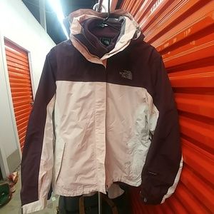 North Face Women HyVent 2in1 Waterproof Jacket